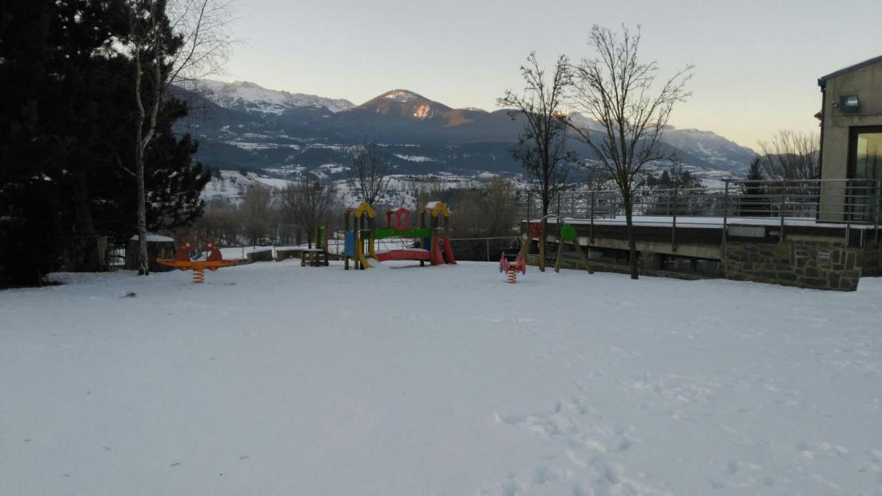 Alberg La Bruna Bellver De Cerdanya Eksteriør bilde