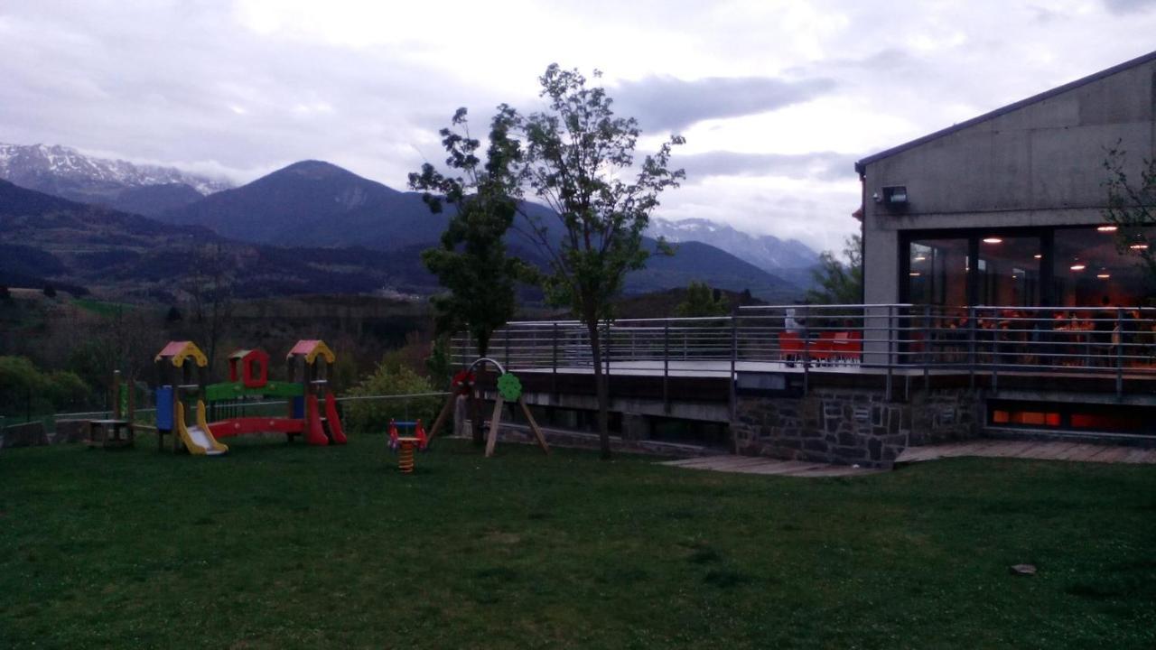 Alberg La Bruna Bellver De Cerdanya Eksteriør bilde