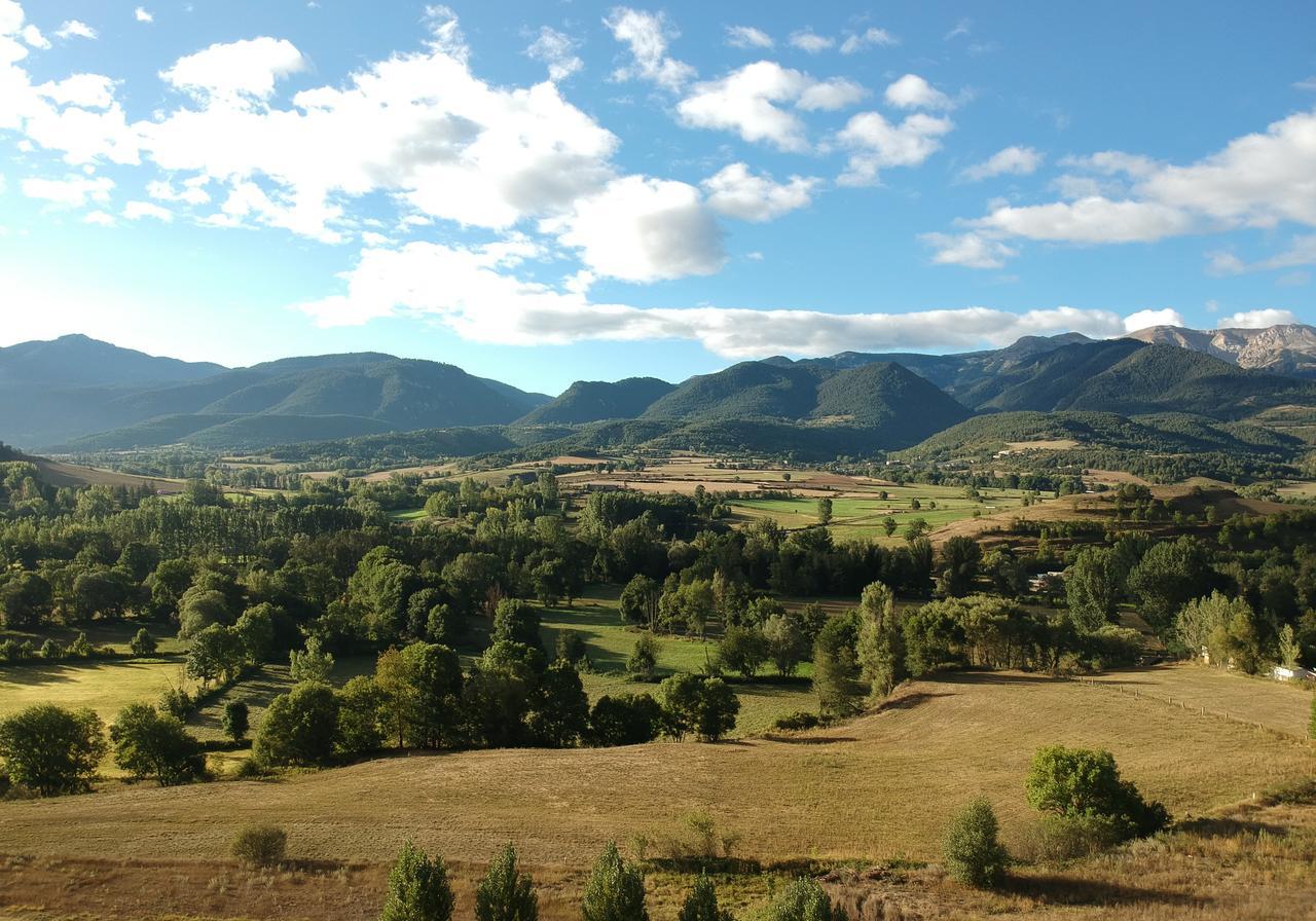 Alberg La Bruna Bellver De Cerdanya Eksteriør bilde